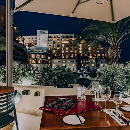 St. Julians Portomaso Marina Antique *