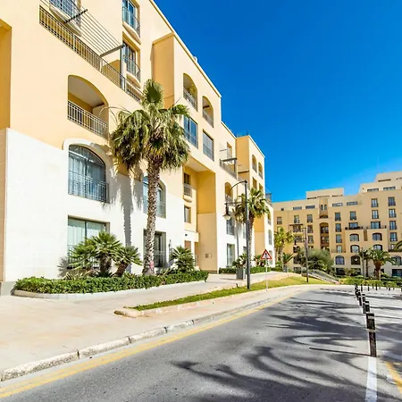 St. Julians Portomaso Marina Antique *