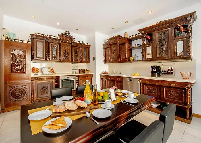 St. Julians Portomaso Marina Antique Apartament